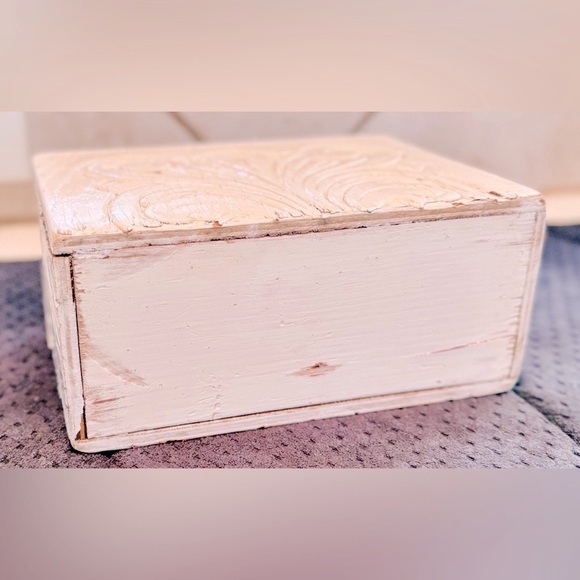 SHABBY CHIC Wooden Vintage Ivory Chippy Painted Desk Organizer Wood Box Mail Bin - Picture 7 of 13